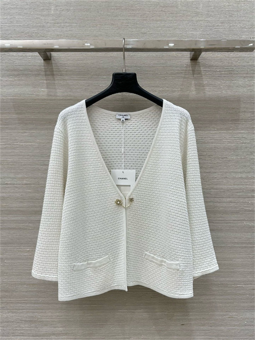 샤넬 가디건 C64205 2025/신상