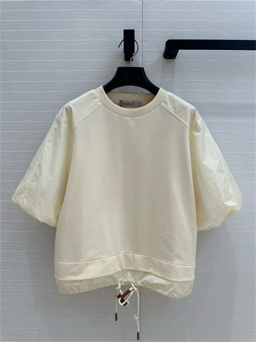 몽클레어 티셔츠 M42497 2025/신상
