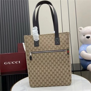 구찌 GG 캔버스 미디움 토트백 834796 2025/신상