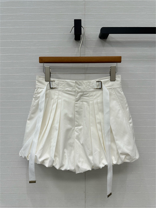 끌로에 반바지 C52907 2025/신상