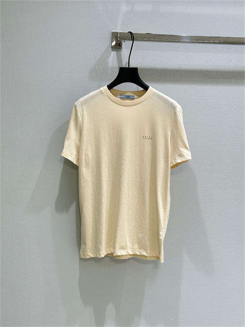 프라다 티셔츠 P41757 2025/신상
