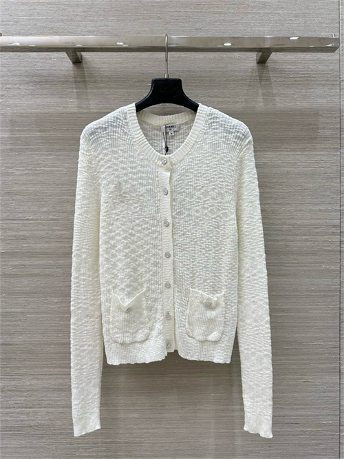 샤넬 가디건 C62905 2025/신상