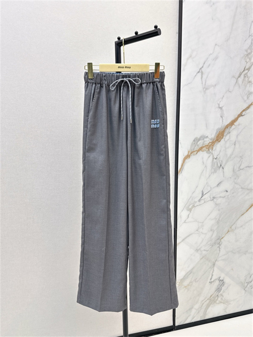 미우미우 캐주얼 바지 M62602 2025/신상