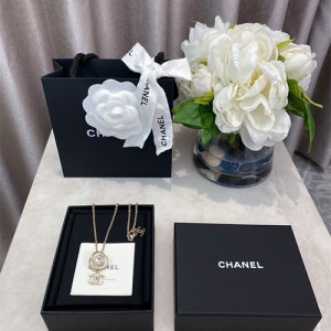 샤넬 목걸이 C2001 2025/신상 (정품과 비교가능한 퀄리티 )