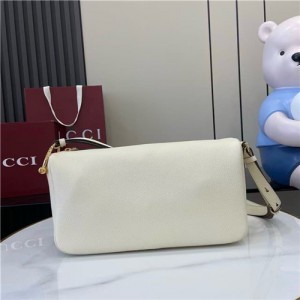 구찌 하프 홀스빗 미디엄 숄더백 860787 2025/신상