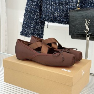 크리스찬루부탱 여성용 단화 C51915-2 2025/신상