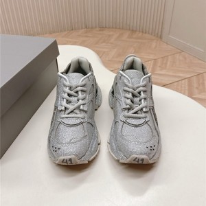 발렌시아가 남여공용 스니커즈 B64893-1 2025/신상