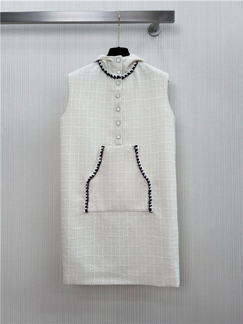 샤넬 후드 민소매 원피스 C62706 2025/신상