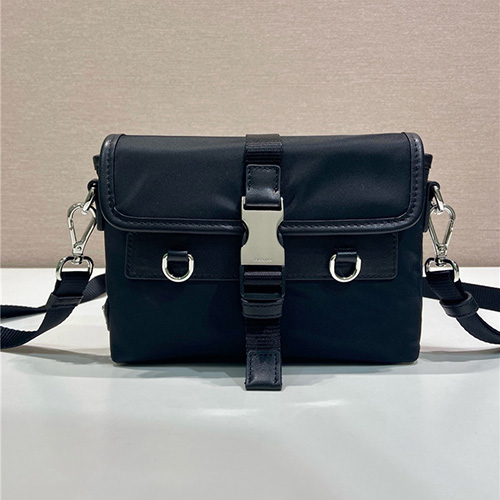 프라다 리나일론 크로스백 2ZT071 2025/신상