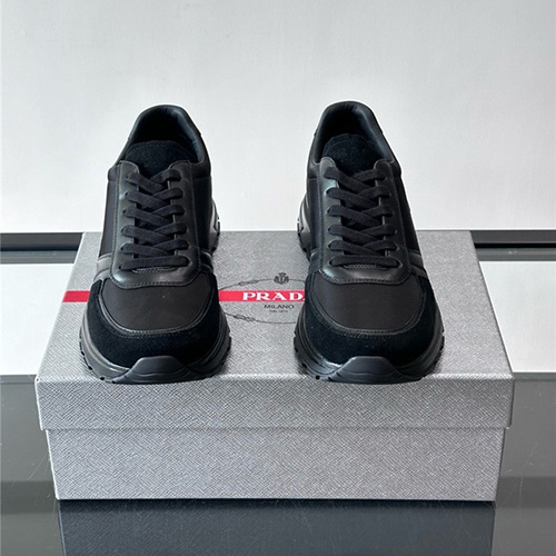 프라다 남성용 스니커즈 P34115-2 2025/신상