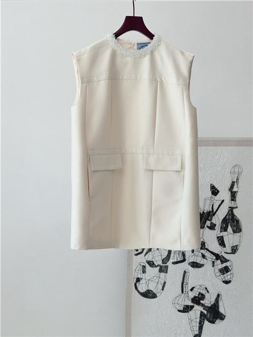 프라다 민소매 원피스 P04304 2026/신상