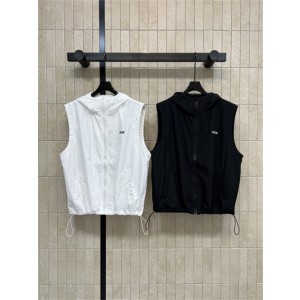 셀린느 후드 조끼 C82109 2026/신상