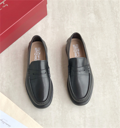 페레가모 남성용 로퍼 F30514-2 2026/신상