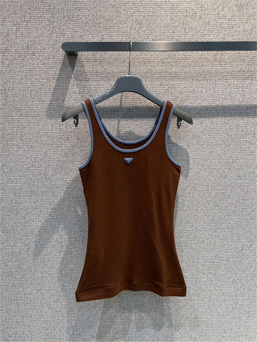 프라다 민소매 P01504 2026/신상