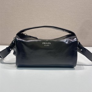 프라다 스몰 숄더백 2VH188 2026/신상