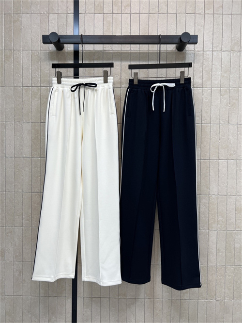 미우미우 캐주얼 바지 M12107 2026/신상