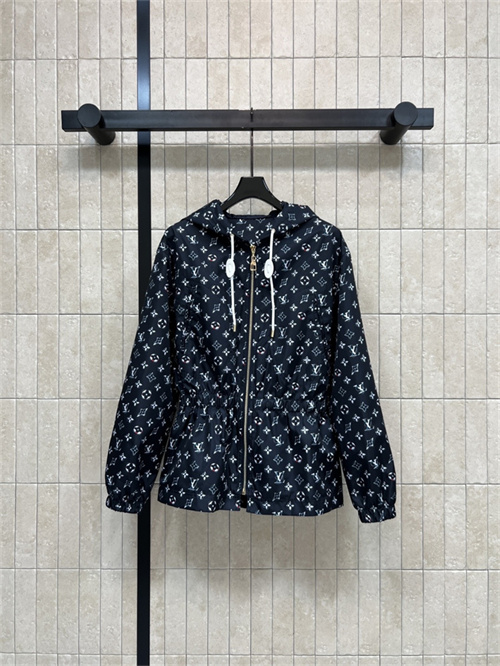 루이비통 양면 후드 자켓 L13308 2026/신상