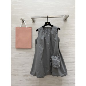 미우미우 민소매 원피스 M62805 2026/신상