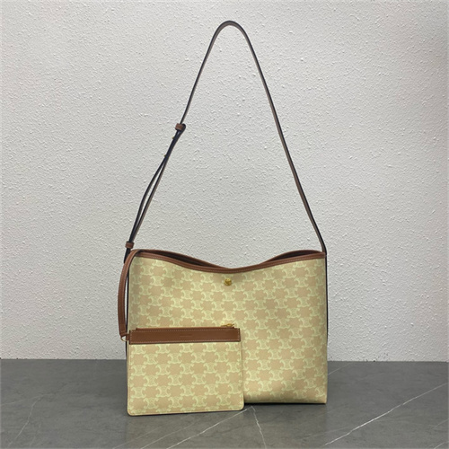 셀린느 트리옹프 소프트 쇼퍼백 123912 2026/신상