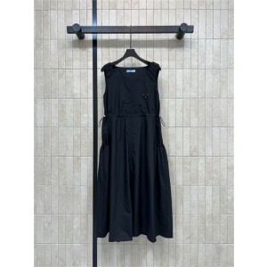 프라다 민소매 원피스 P03205 2026/신상