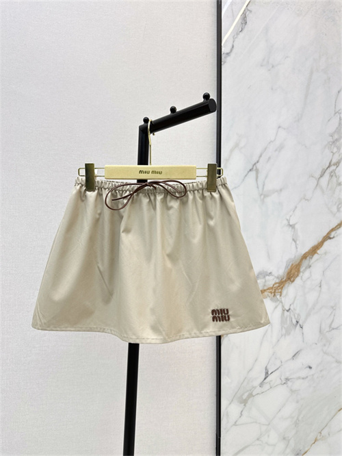미우미우 스커트 M51998 2026/신상