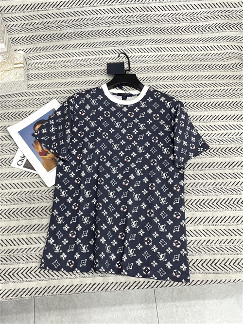 루이비통 반팔 티셔츠 L21559 2026/신상