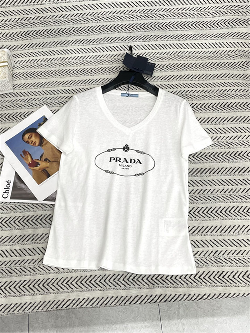 프라다 반팔 티셔츠 P71353 2026/신상