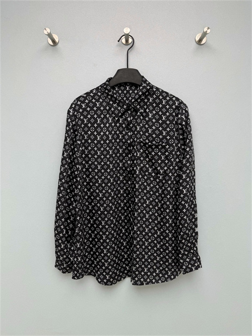 루이비통 긴팔 셔츠 L82498 2026/신상
