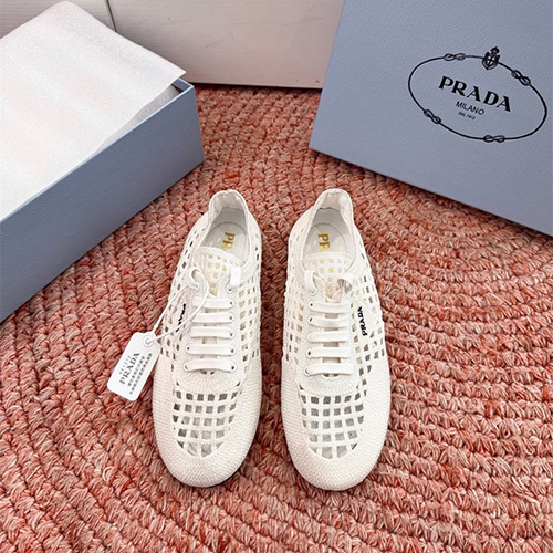 프라다 여성용 스니커즈 P68133-2 2026/신상