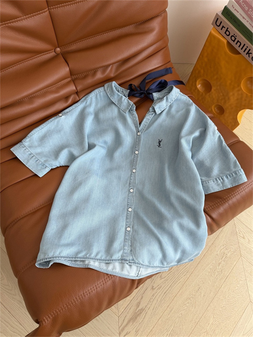 생로랑 데님 반팔 셔츠 Y82308 2026/신상