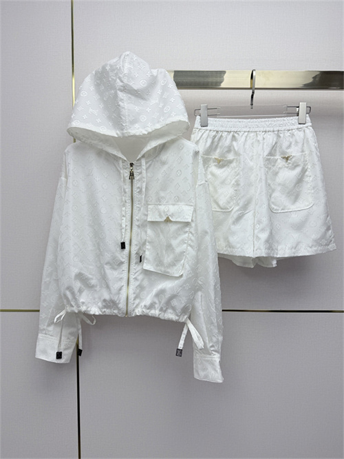 루이비통 후드 트레이닝 세트 L33808 2026/신상