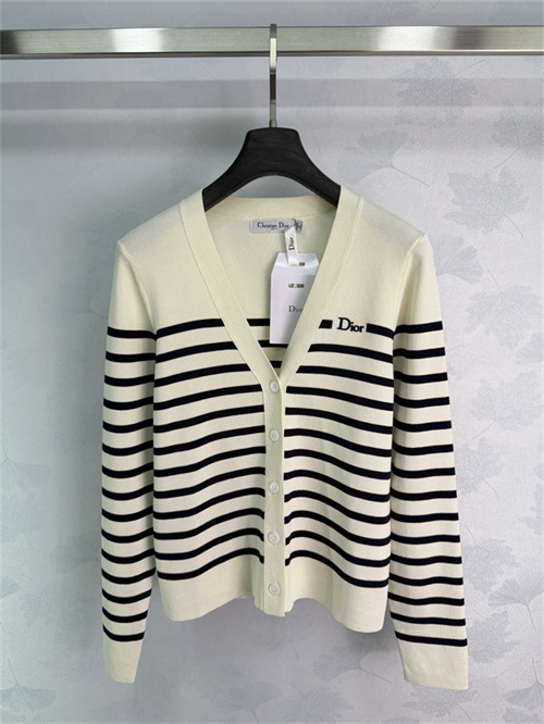 디올 긴팔 가디건 D22103 2026/신상