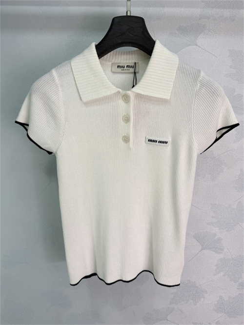 미우미우 반팔 폴로 니트 M51804 2026/신상
