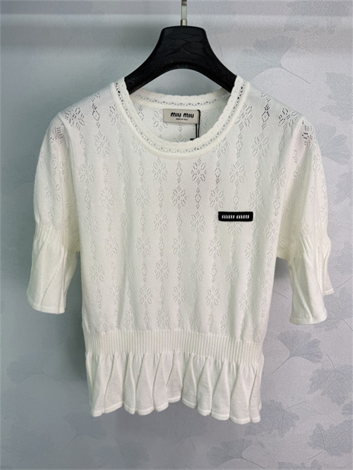 미우미우 반팔 니트 M31993 2026/신상
