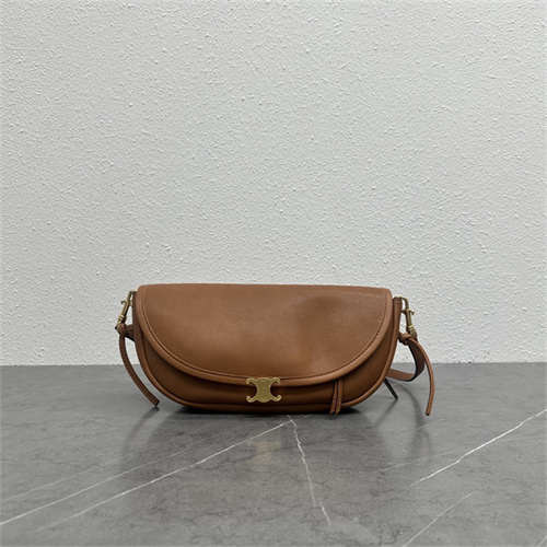 셀린느 하프 문 스몰 숄더백 103737 2026/신상