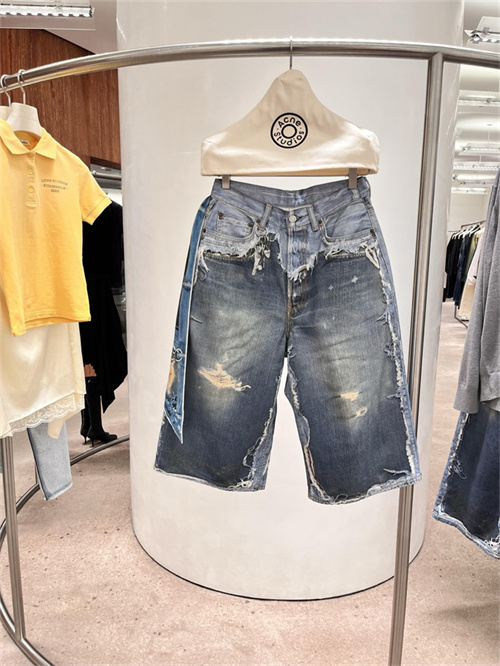 아크네 스튜디오 데님 반바지 A32608 2026/신상