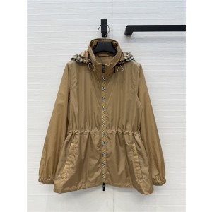 버버리 바람막이 후드 자켓 B32992 2026/신상