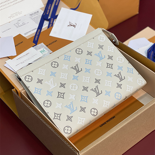 루이비통 포쉐트 보야주 클러치백 M61692 2026/신상