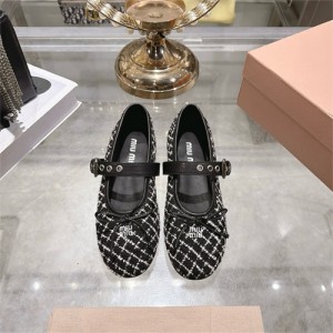 미우미우 여성용 단화 M87753-1 2026/신상